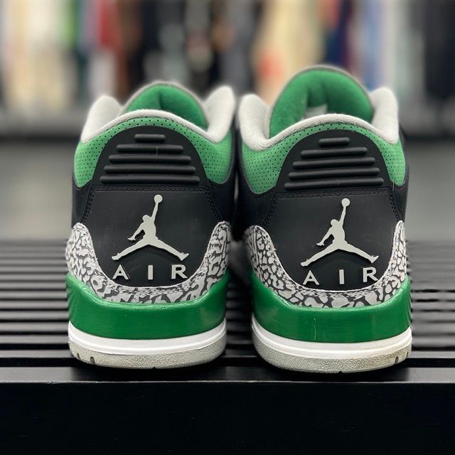 Jordan 3 Retro Pine Green - Preowned