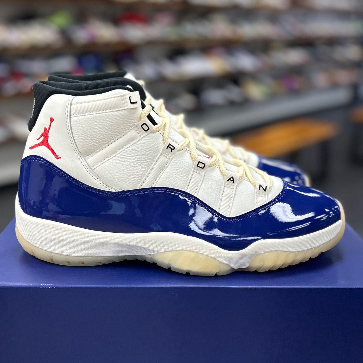 Jordan 11 Retro Rare Air - Preowned