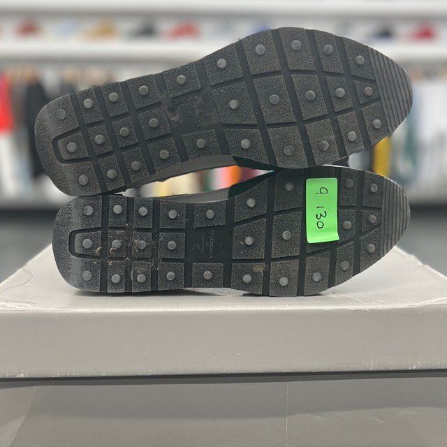 Balenciaga Race Runner Grey Green - Preowned