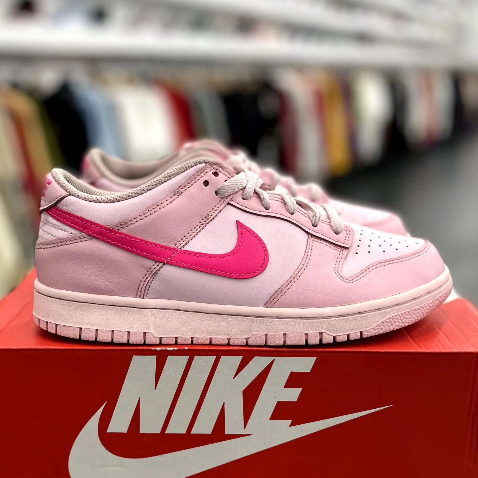 Nike Dunk Low Triple Pink (GS) - Preowned