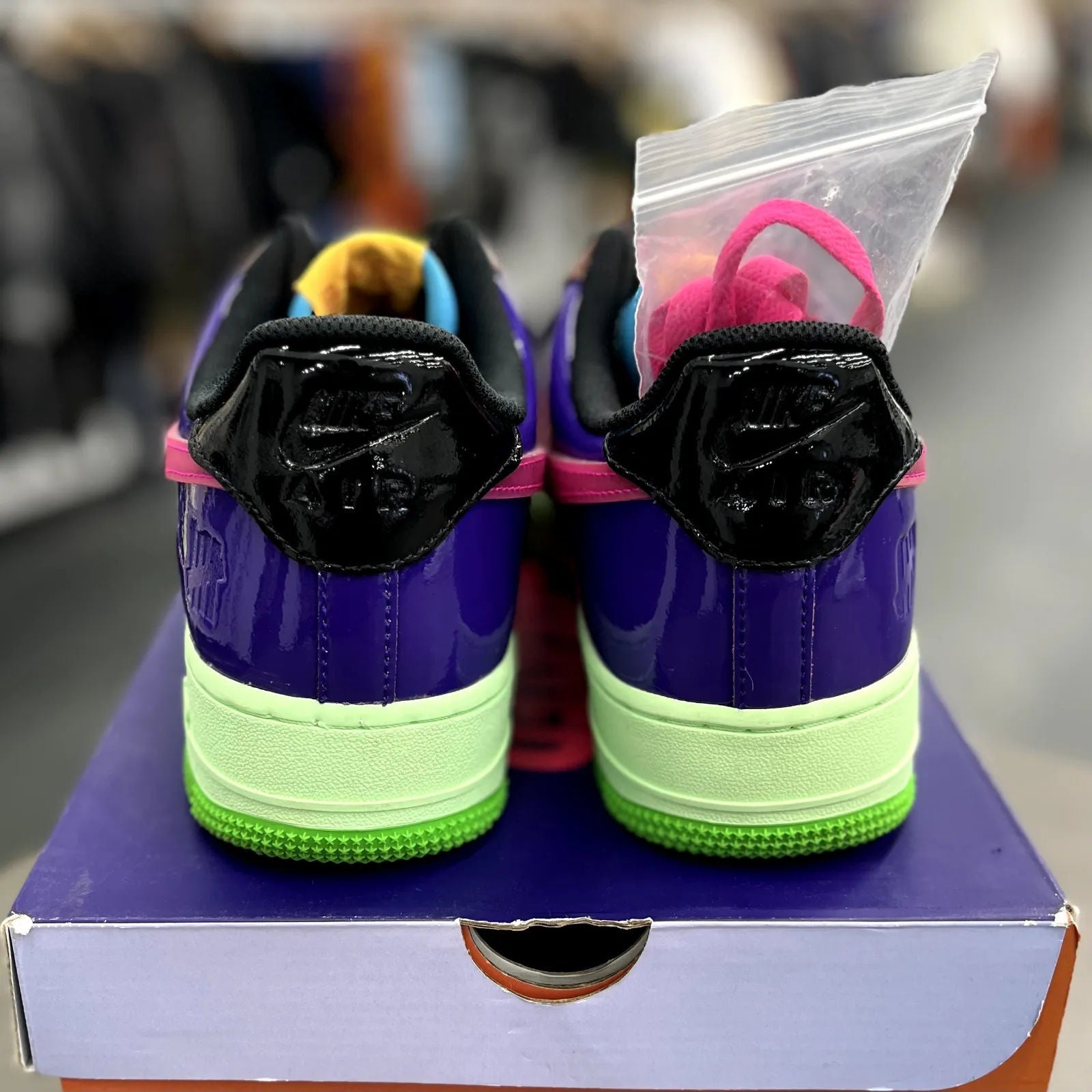 Nike Air Force 1 Low SP Undefeated Multi-Patent Pink Prime - Preowned