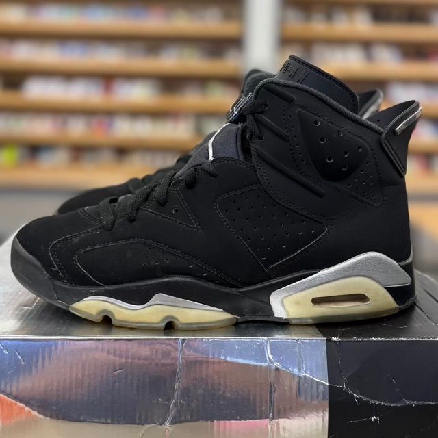 Jordan 6 Retro Chrome - Preowned