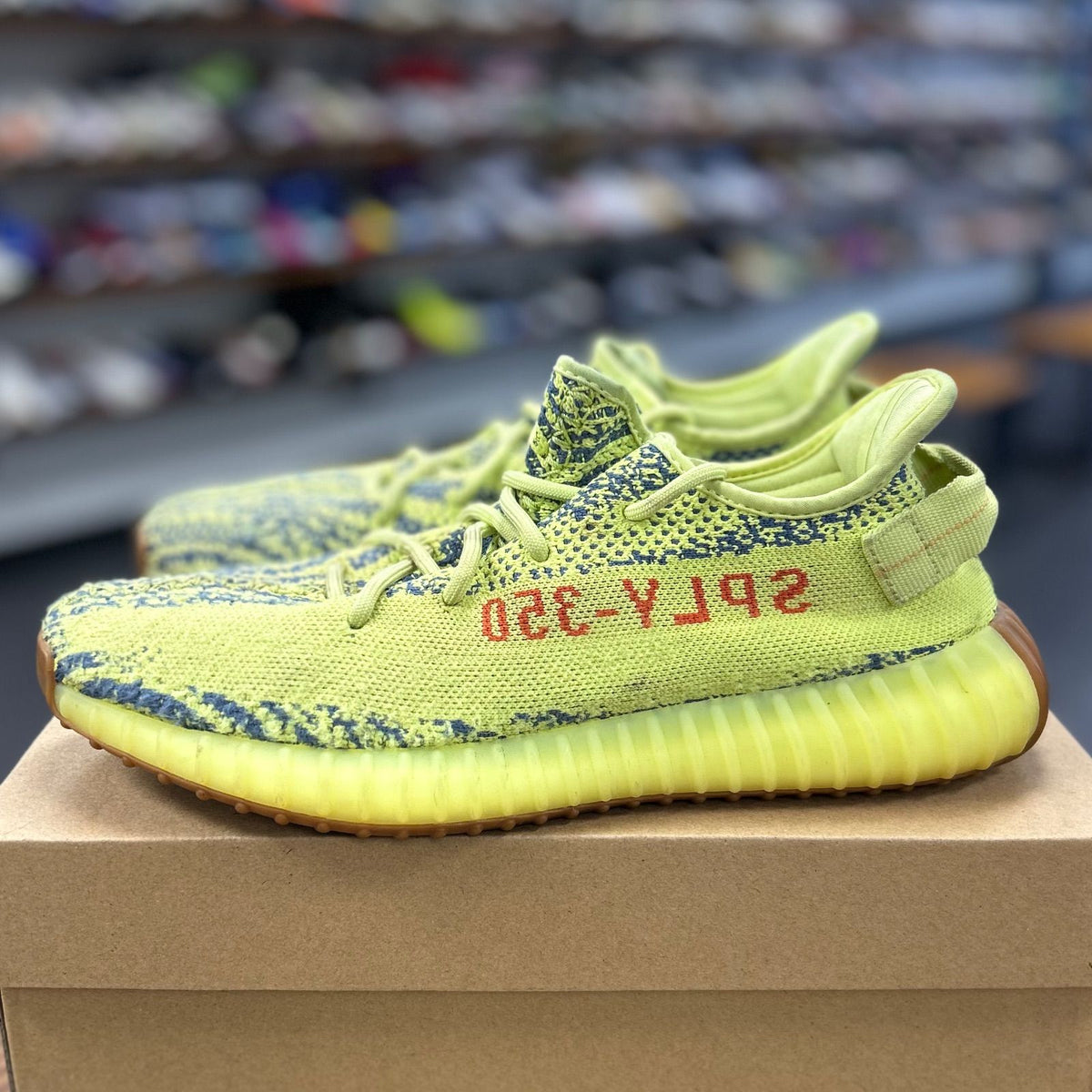 adidas Yeezy Boost 350 V2 Semi Frozen Yellow - Preowned