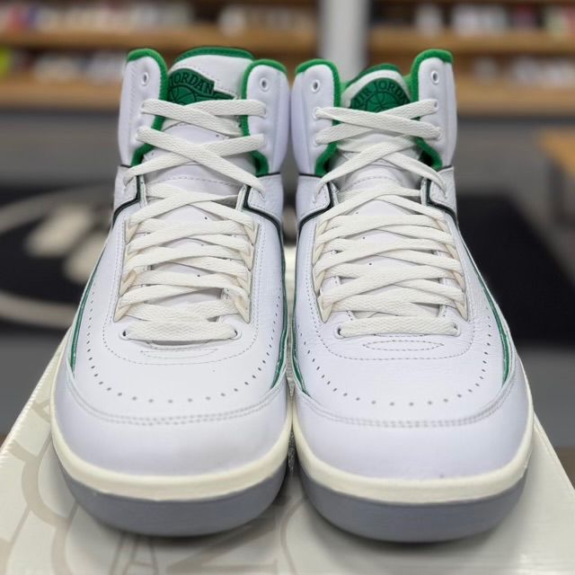 Jordan 2 Retro Lucky Green - Preowned
