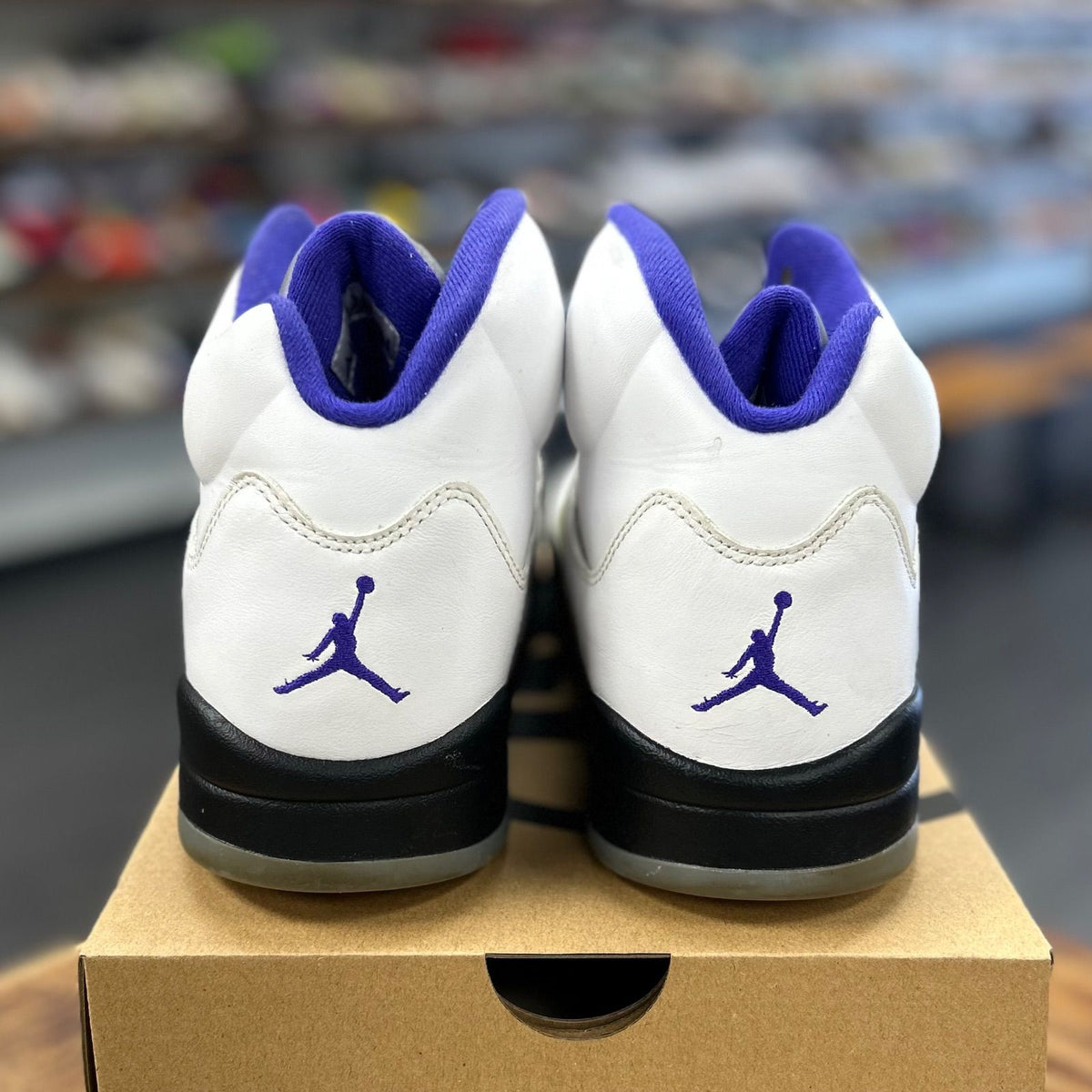 Jordan 5 Retro Dark Concord - Preowned