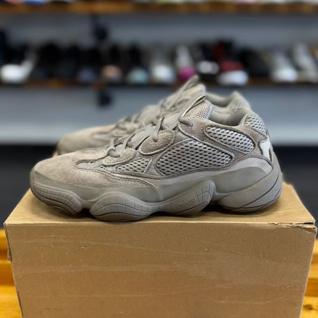 adidas Yeezy 500 Ash Grey - Preowned