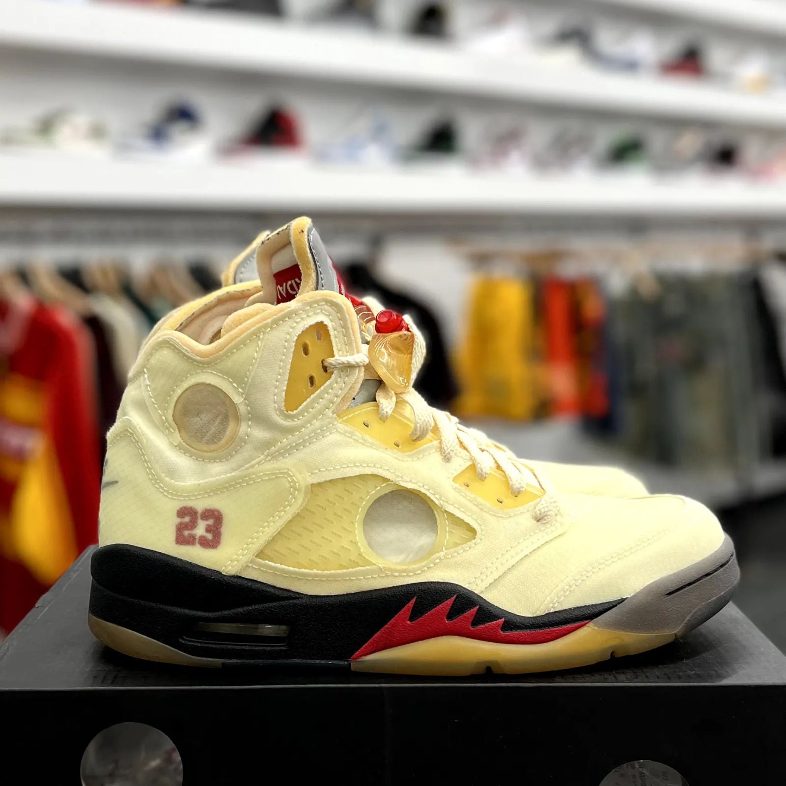 Jordan 5 Retro Off-White Sail - Preowned