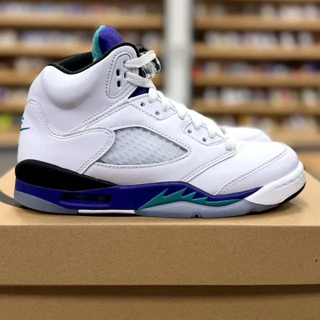 Jordan 5 Retro Grape (2025) (GS) - Preowned