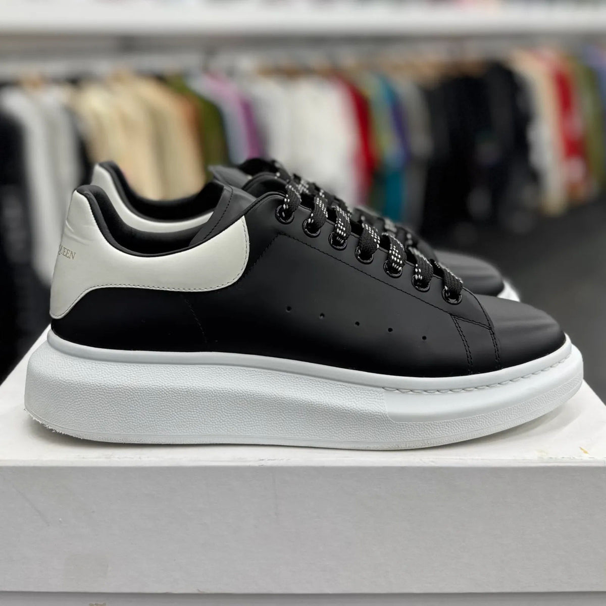 Alexander McQueen Oversized Black White - Preowned