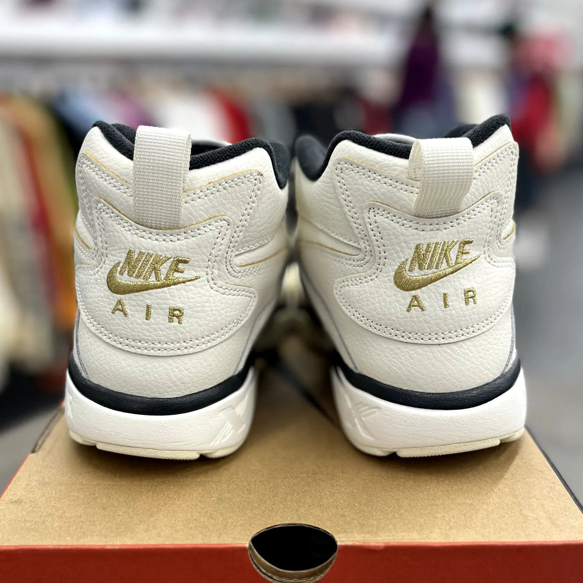 Nike Air Diamond Turf Must Be the Money - Preowned