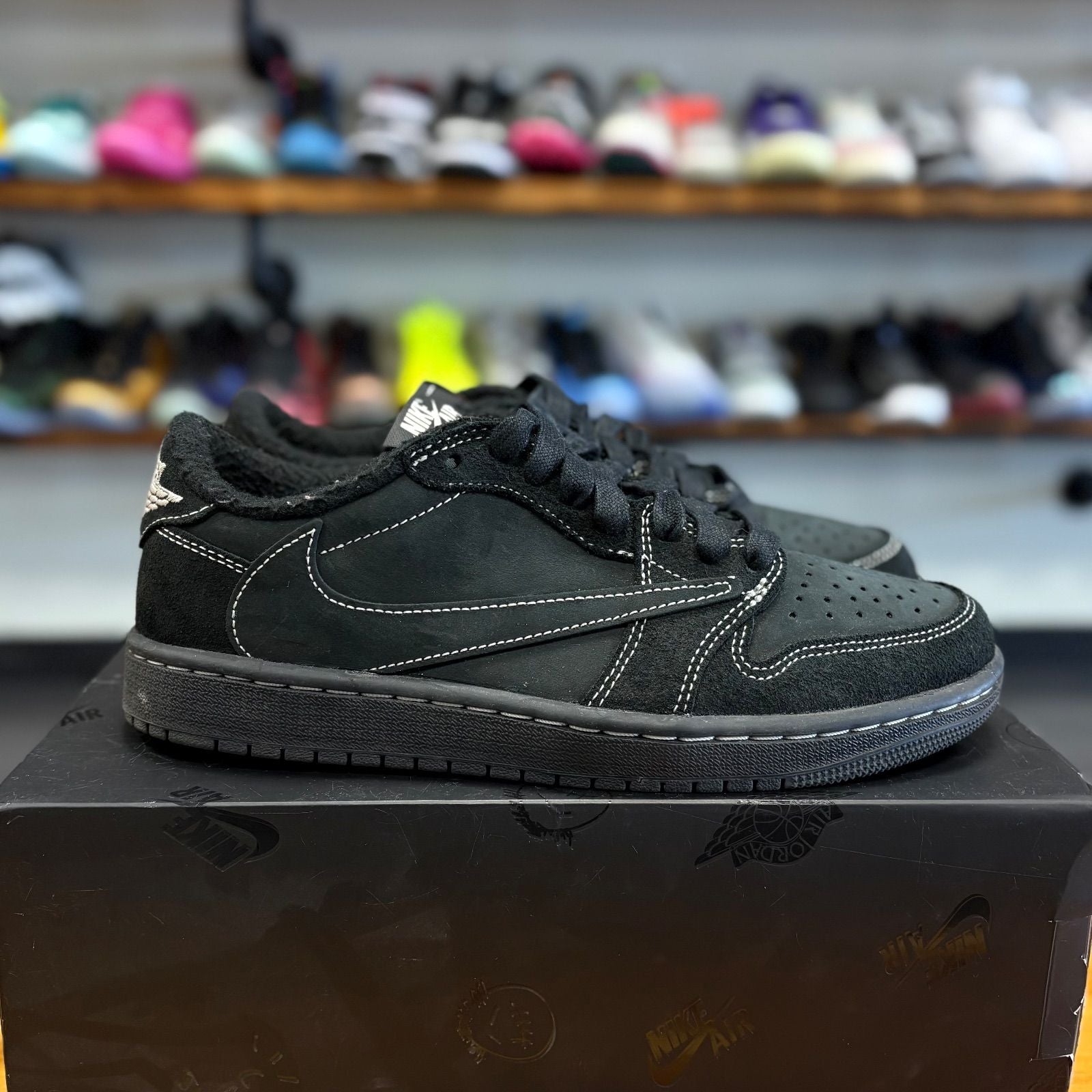 Jordan 1 Retro Low OG SP Travis Scott Black Phantom - Preowned
