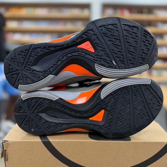 Nike KD 4 Rogue Green Undefeated - Preowned