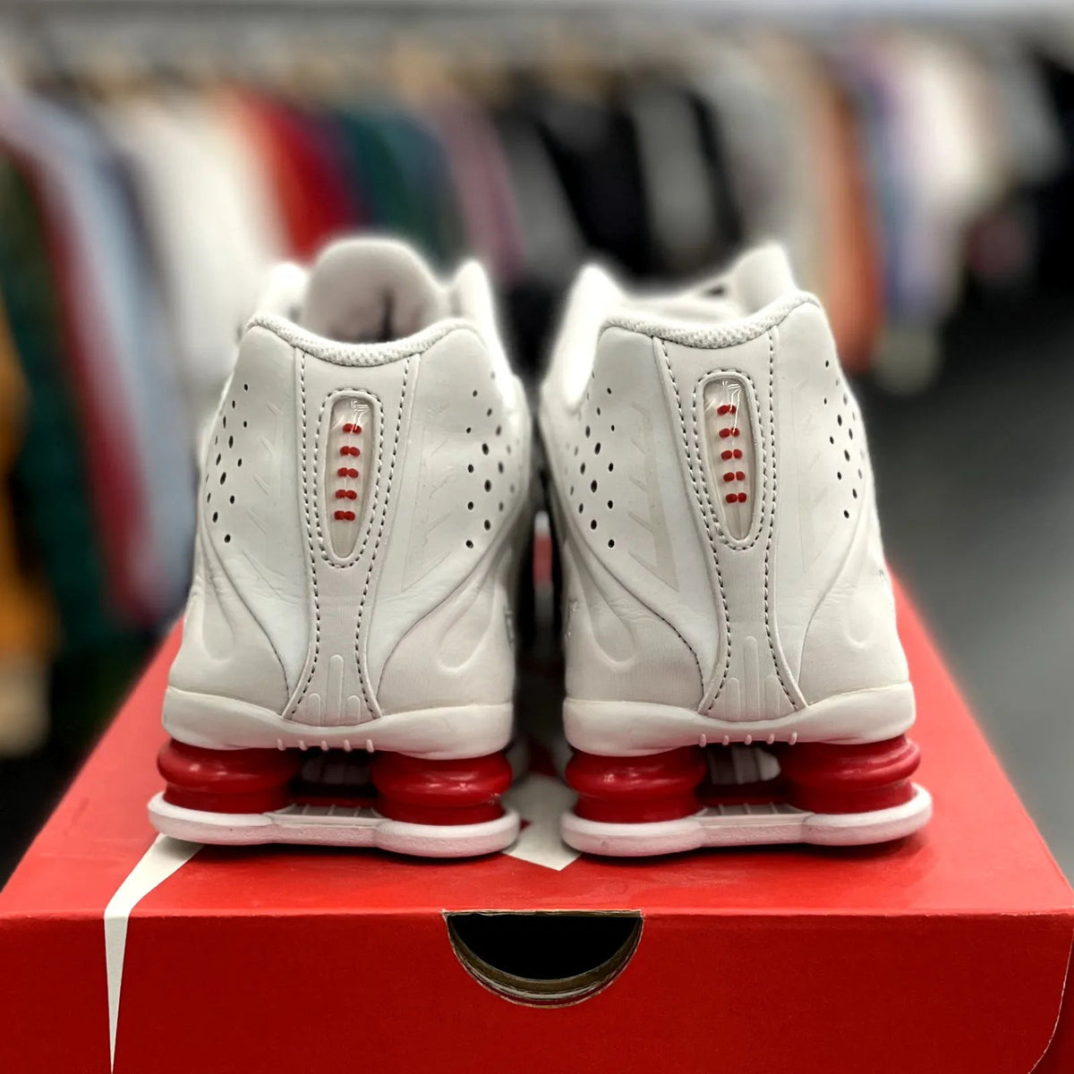 Nike Shox R4 Neymar White - Preowned