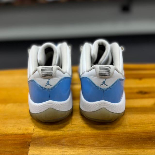 Jordan 11 Retro Low University Blue (2017) - Preowned