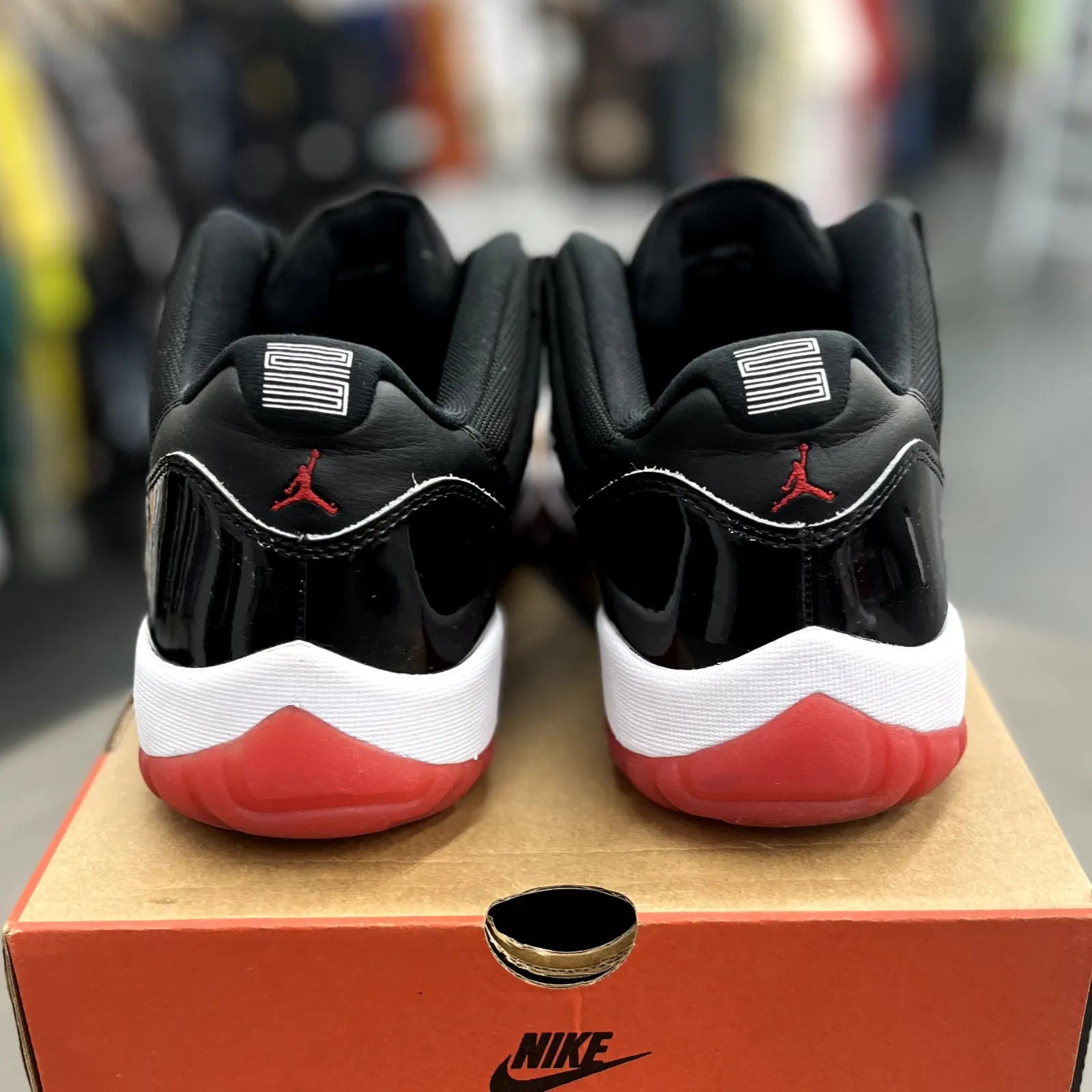 Jordan 11 Retro Low Bred (2025) - Preowned