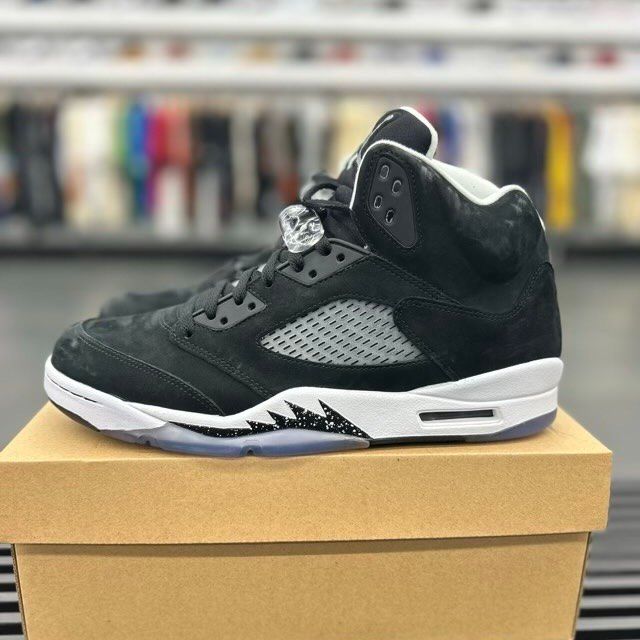 BRAND NEW STEAL - Jordan 5 Retro Oreo (2013)