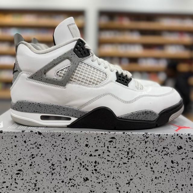 Jordan 4 Retro White Cement (2025) - Preowned