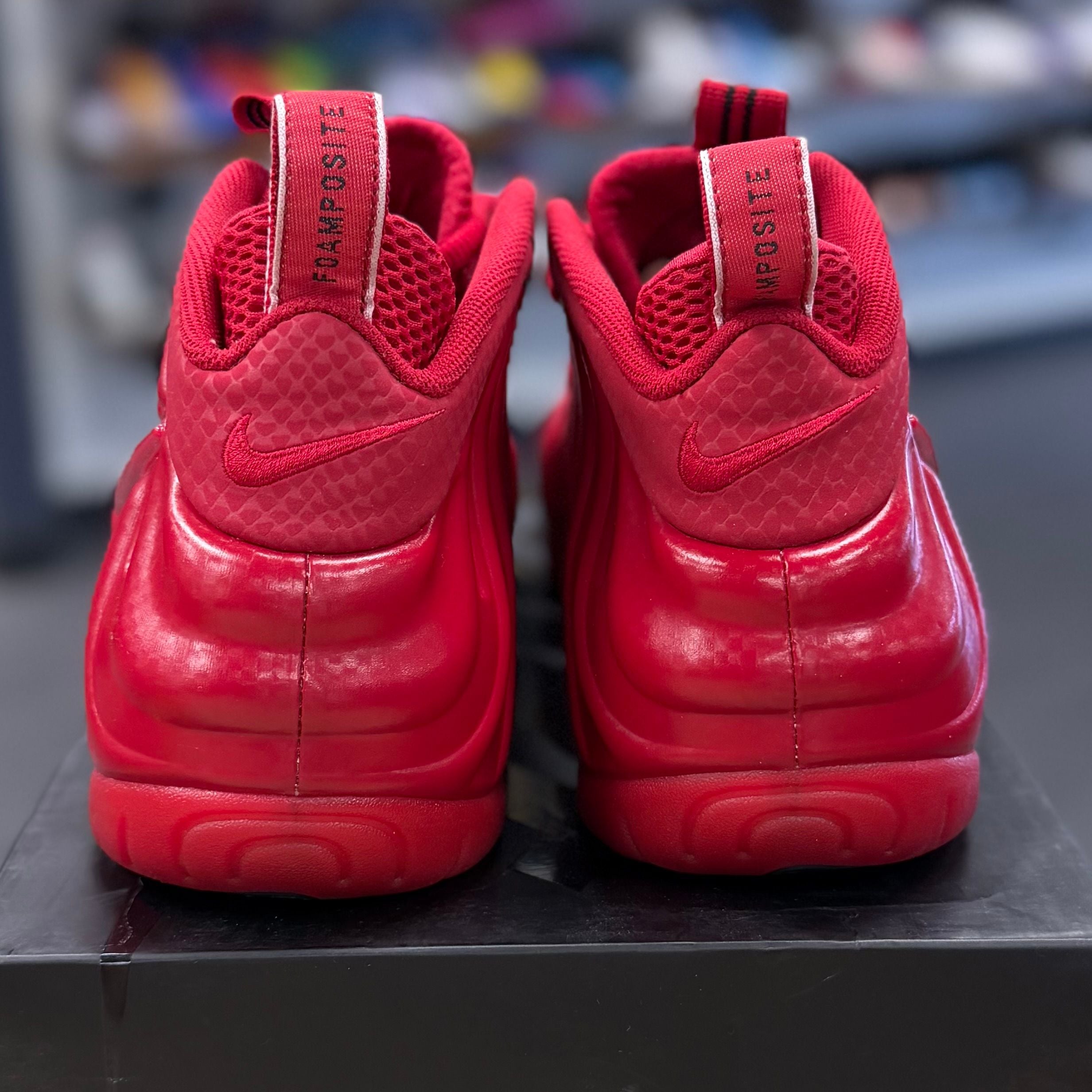 BRAND NEW STEAL - Nike Air Foamposite Pro Red October