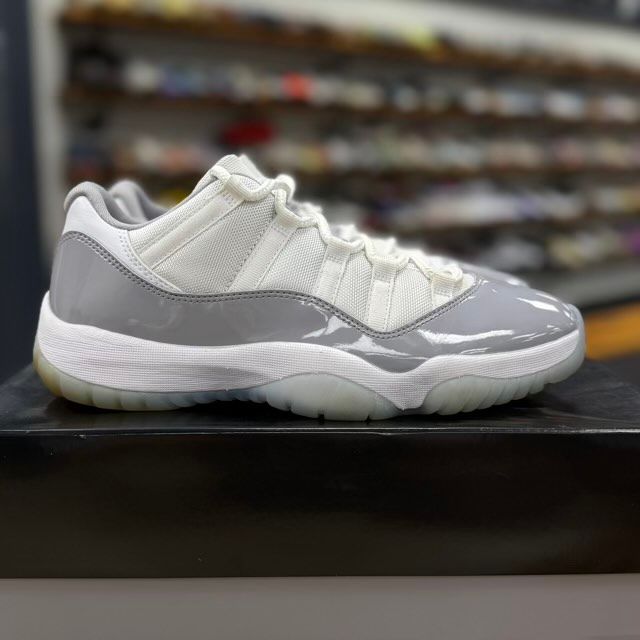 Jordan 11 Retro Low Cement Grey - Preowned