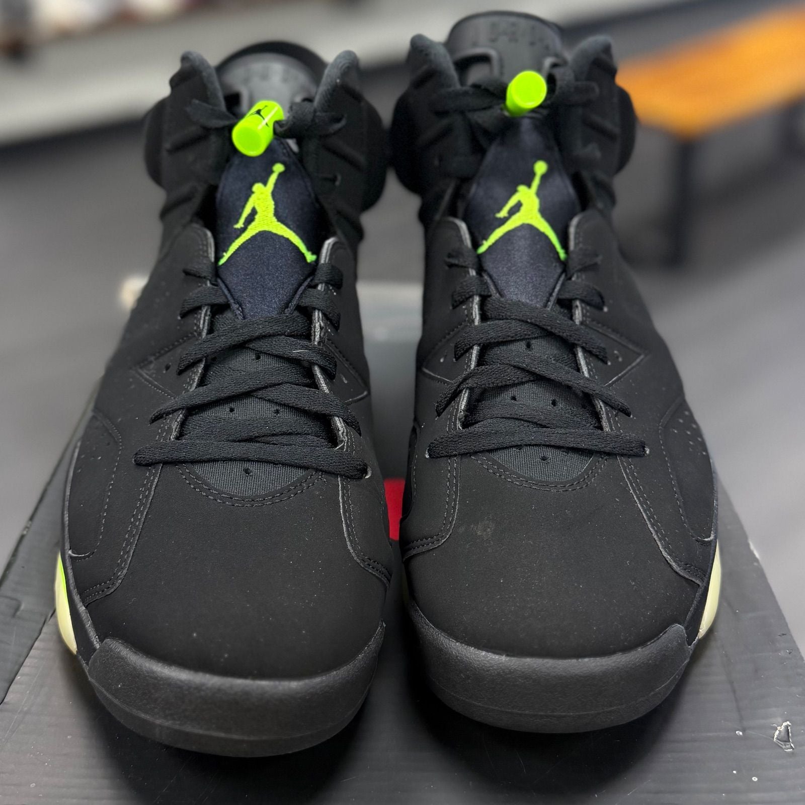 Jordan 6 Retro Electric Green - Preowned