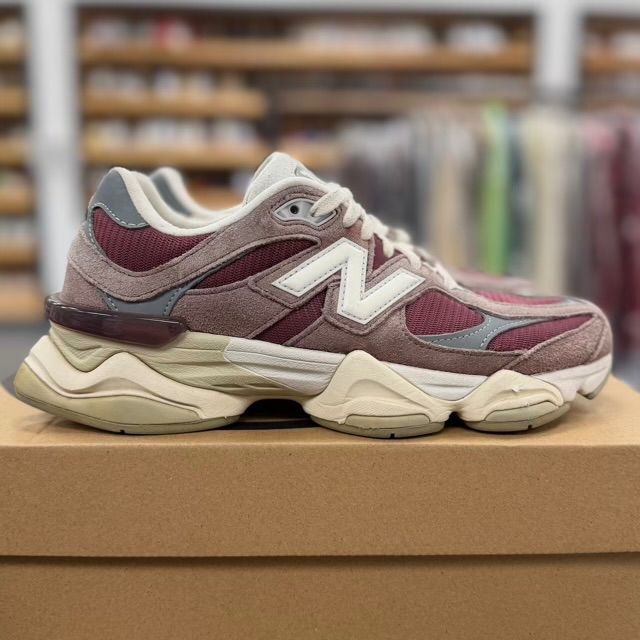 New Balance 9060 Washed Burgundy - Preowned
