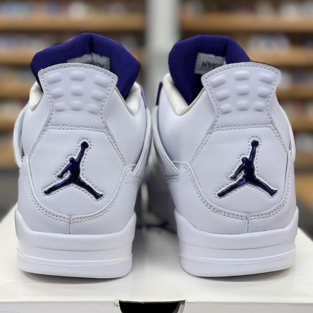 Jordan 4 Retro Metallic Purple - Preowned