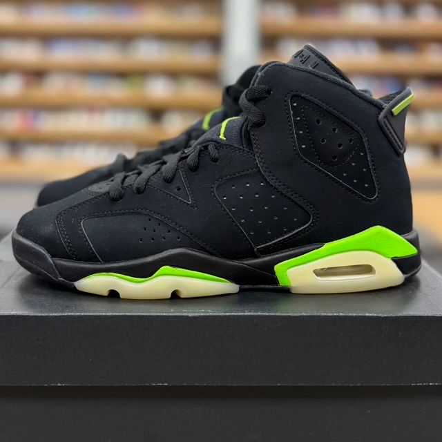 Jordan 6 Retro Electric Green (GS) - Preowned