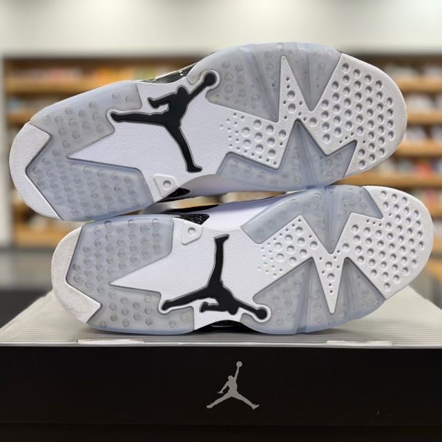 Jordan 6 Retro Oreo (2026) - Preowned