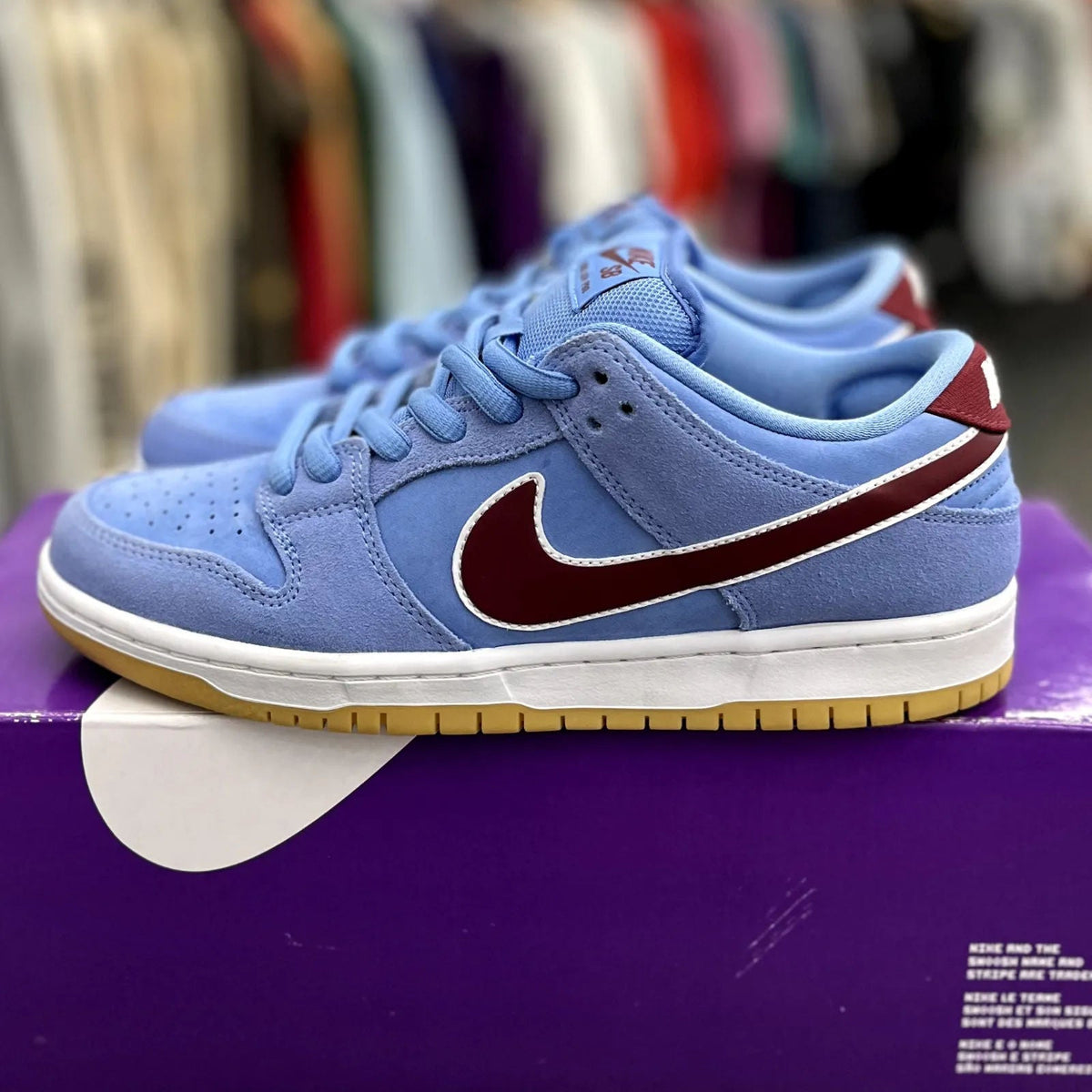 Nike SB Dunk Low Philadelphia Phillies - Preowned