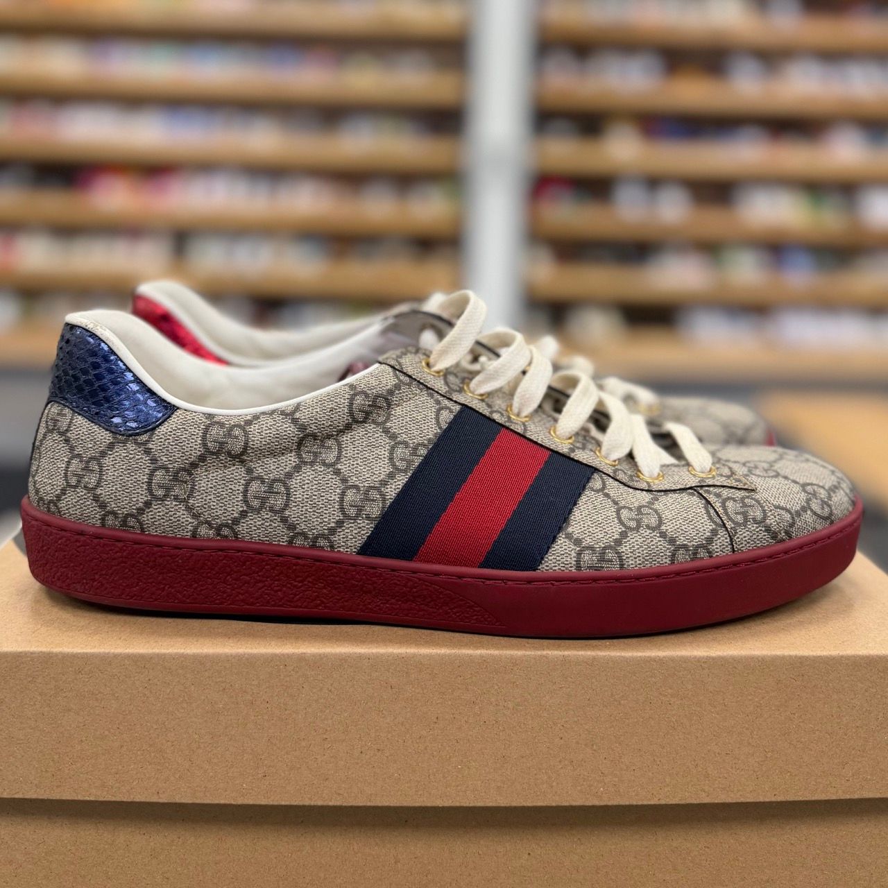 Gucci Ace GG Supreme Red - Preowned