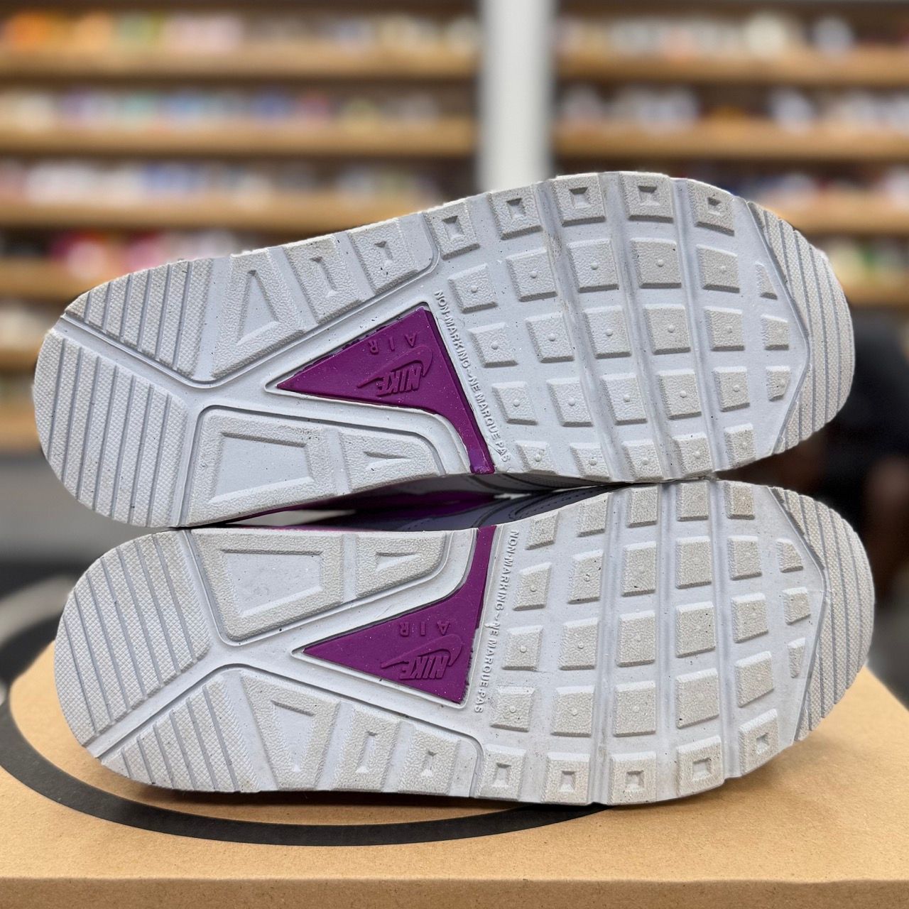 Nike Boys Air Max Ivo Purple Silver White - Preowned