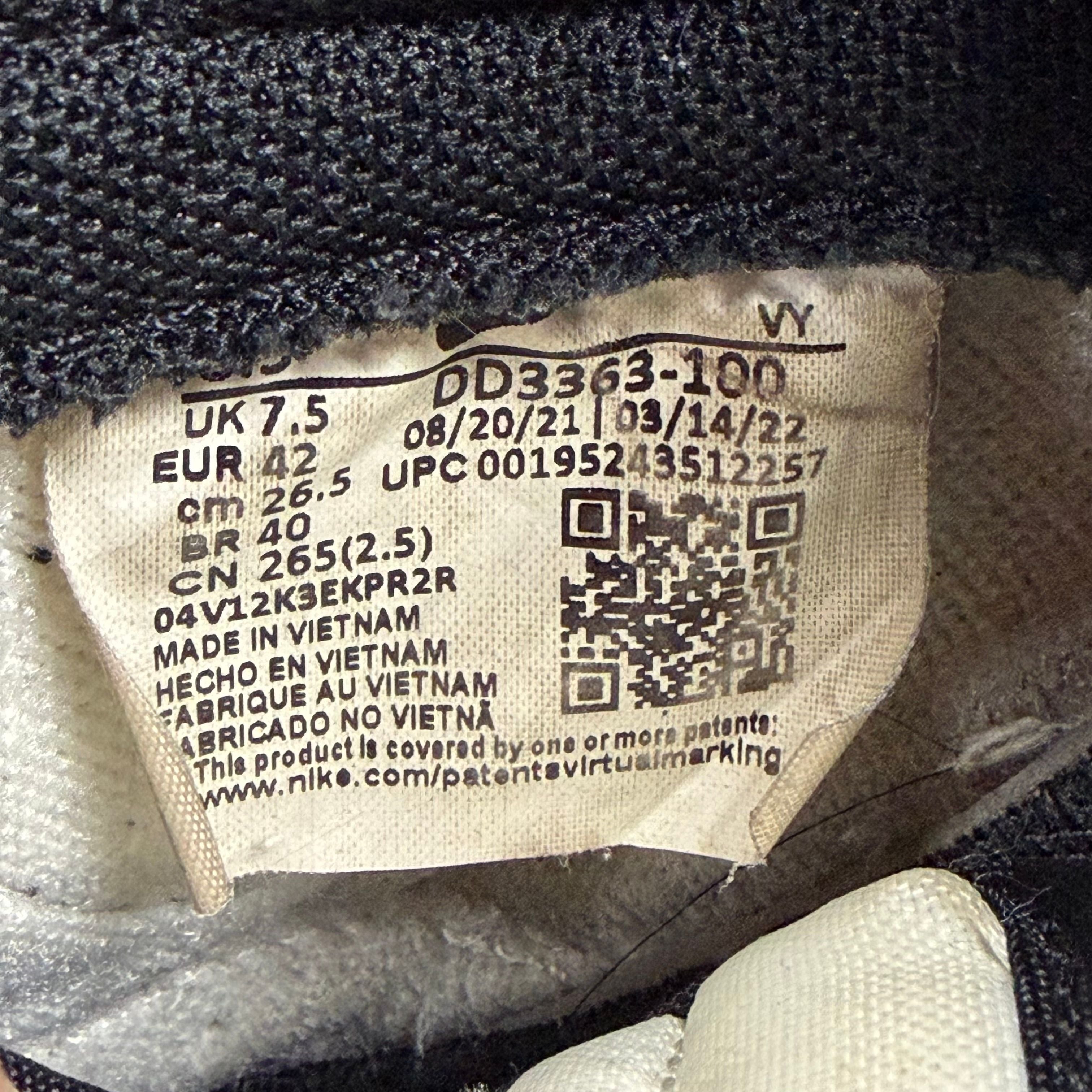 Nike Dunk Low EMB NBA 75th Anniversary Chicago - Preowned