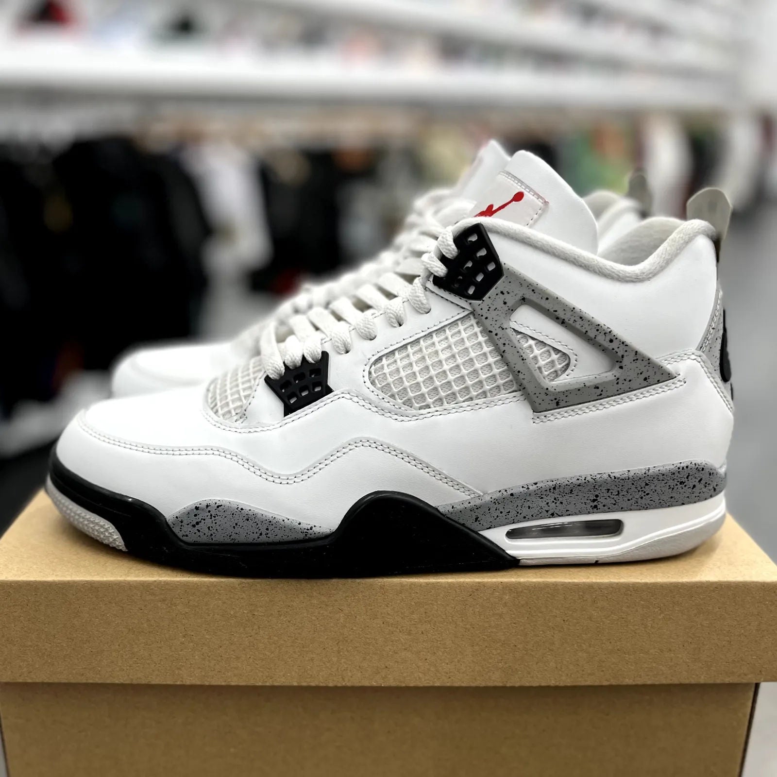 Jordan 4 Retro White Cement (2025) - Preowned