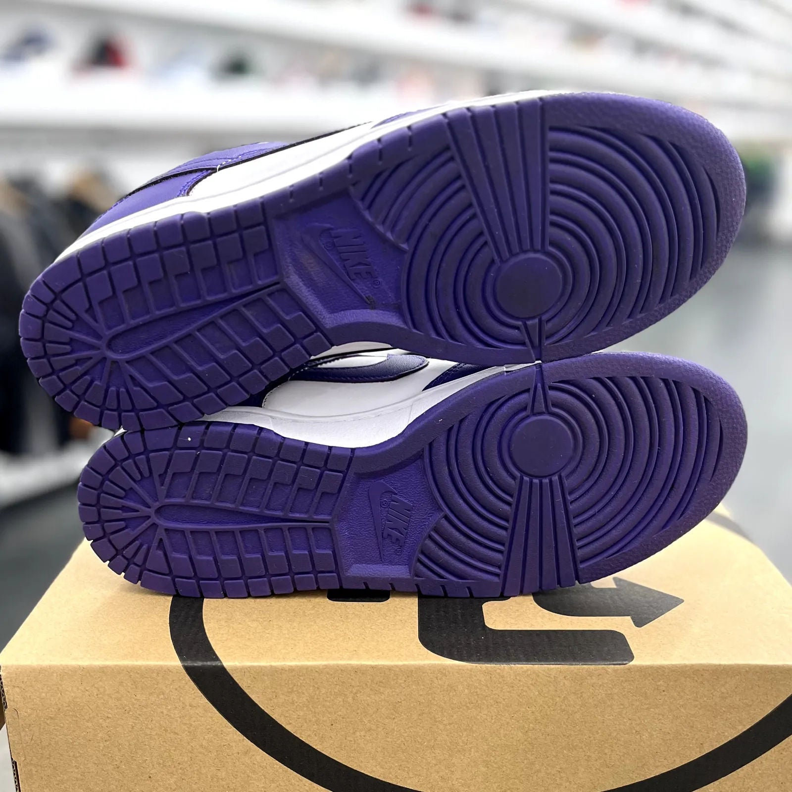 Nike Dunk Low Championship Court Purple - Preowned