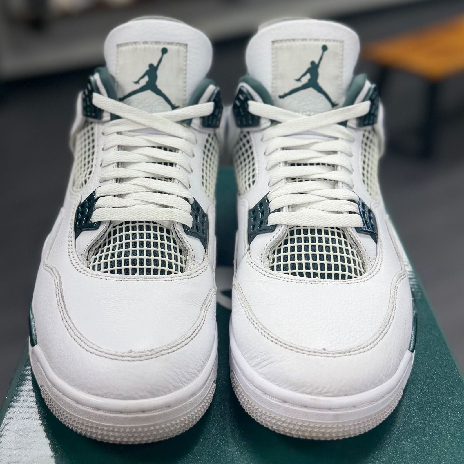 Jordan 4 Retro Oxidized Green - Preowned