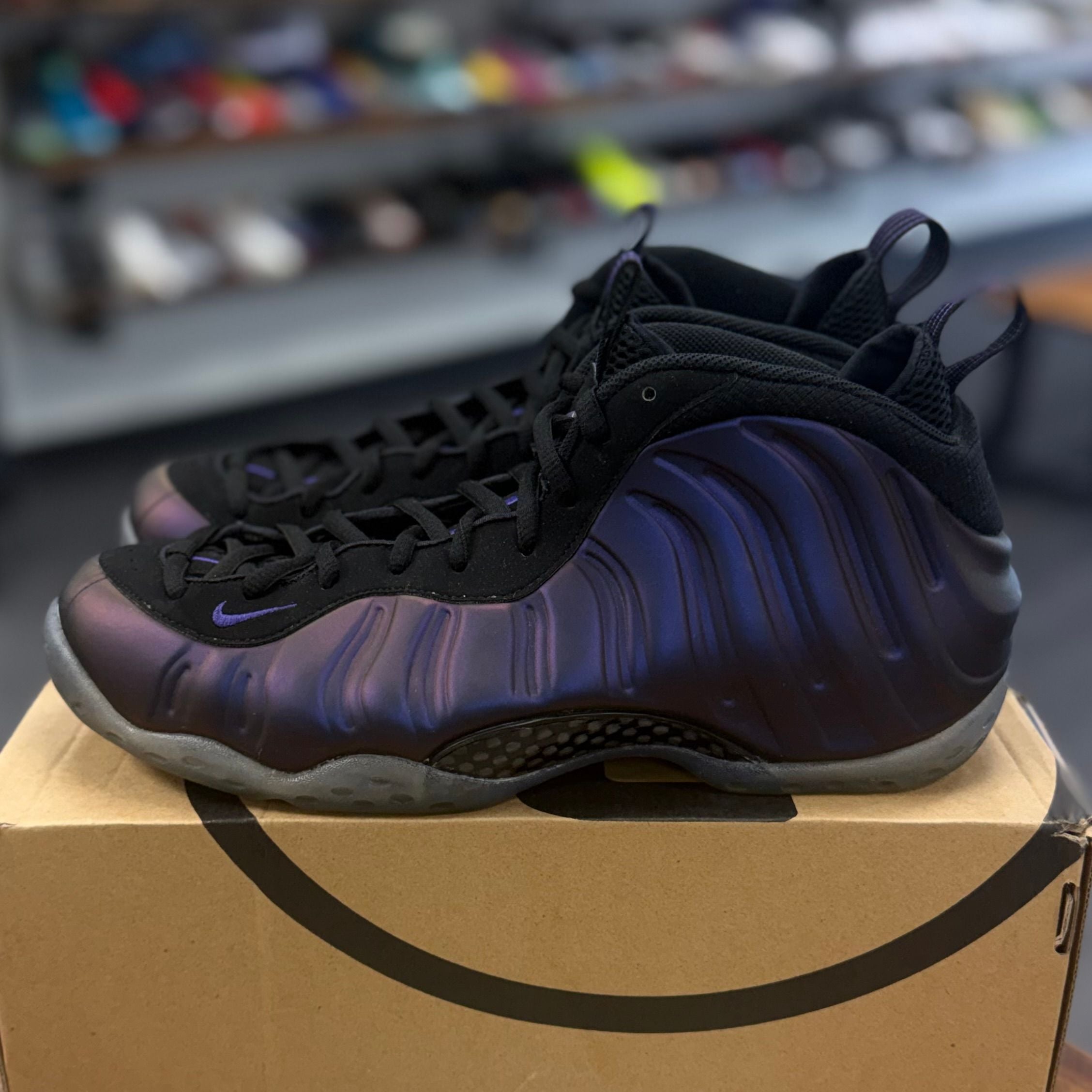 Nike Air Foamposite One Eggplant (2017) - Preowned