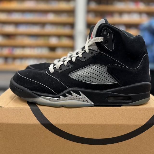 Jordan 5 Retro OG Black Metallic Reimagined - Preowned