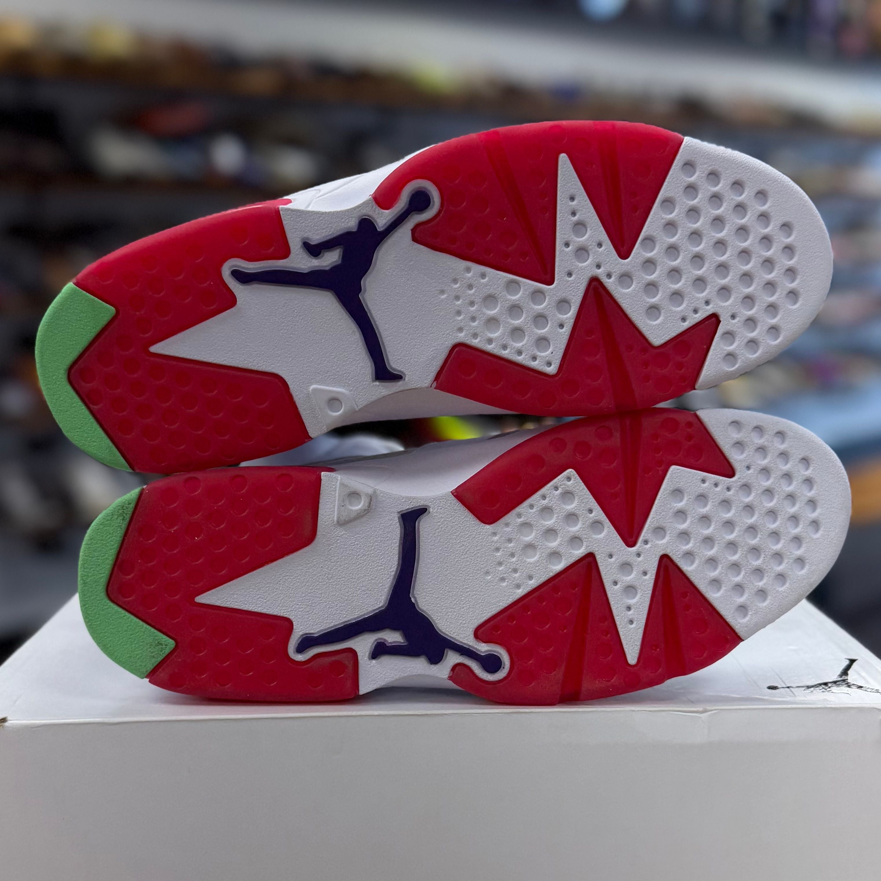 BRAND NEW STEAL - Jordan 6 Retro Hare