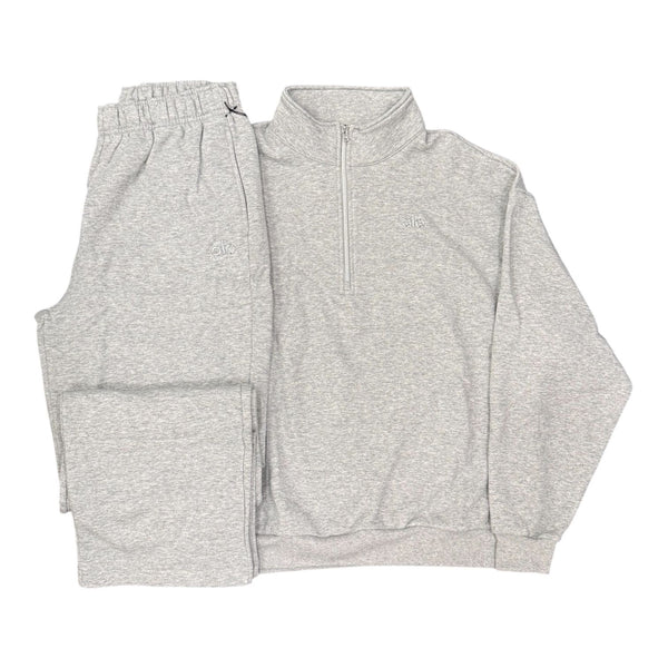 Alo Accolade Quarter Zip Pullover & Accolade Straight Leg Sweatpants Set (Grey)