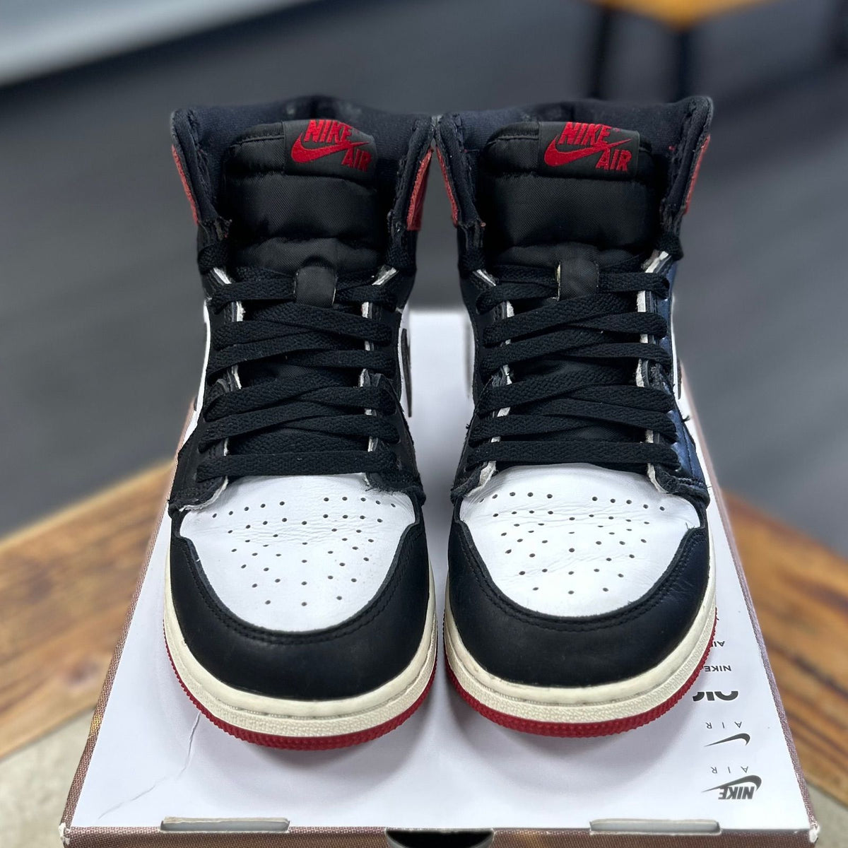 Jordan 1 Retro High OG Black Toe Reimagined (GS) - Preowned