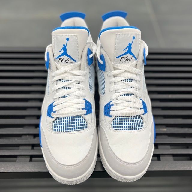 Jordan 4 Retro Military Blue (2012) - Preowned