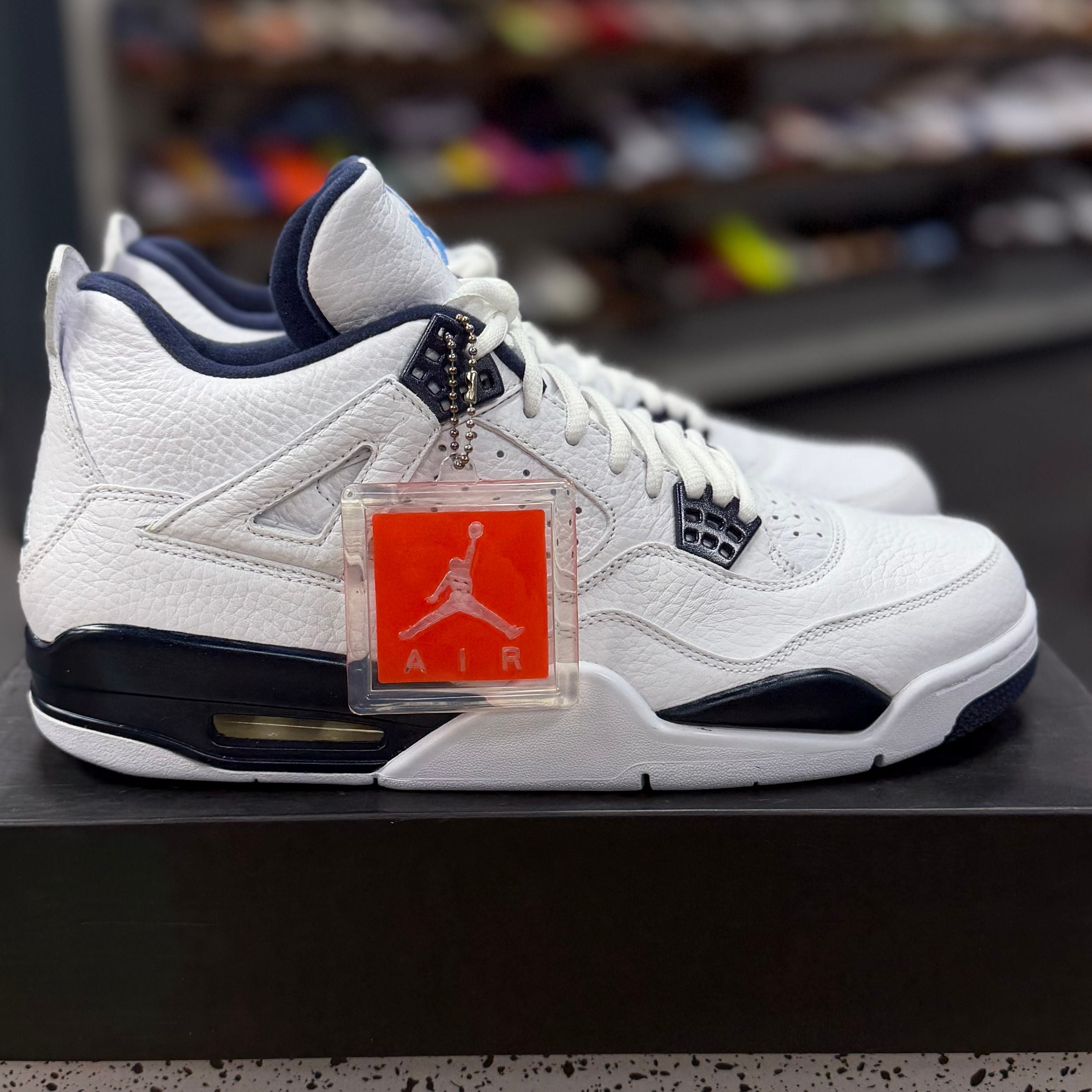 BRAND NEW STEAL - Jordan 4 Retro Columbia (2015)