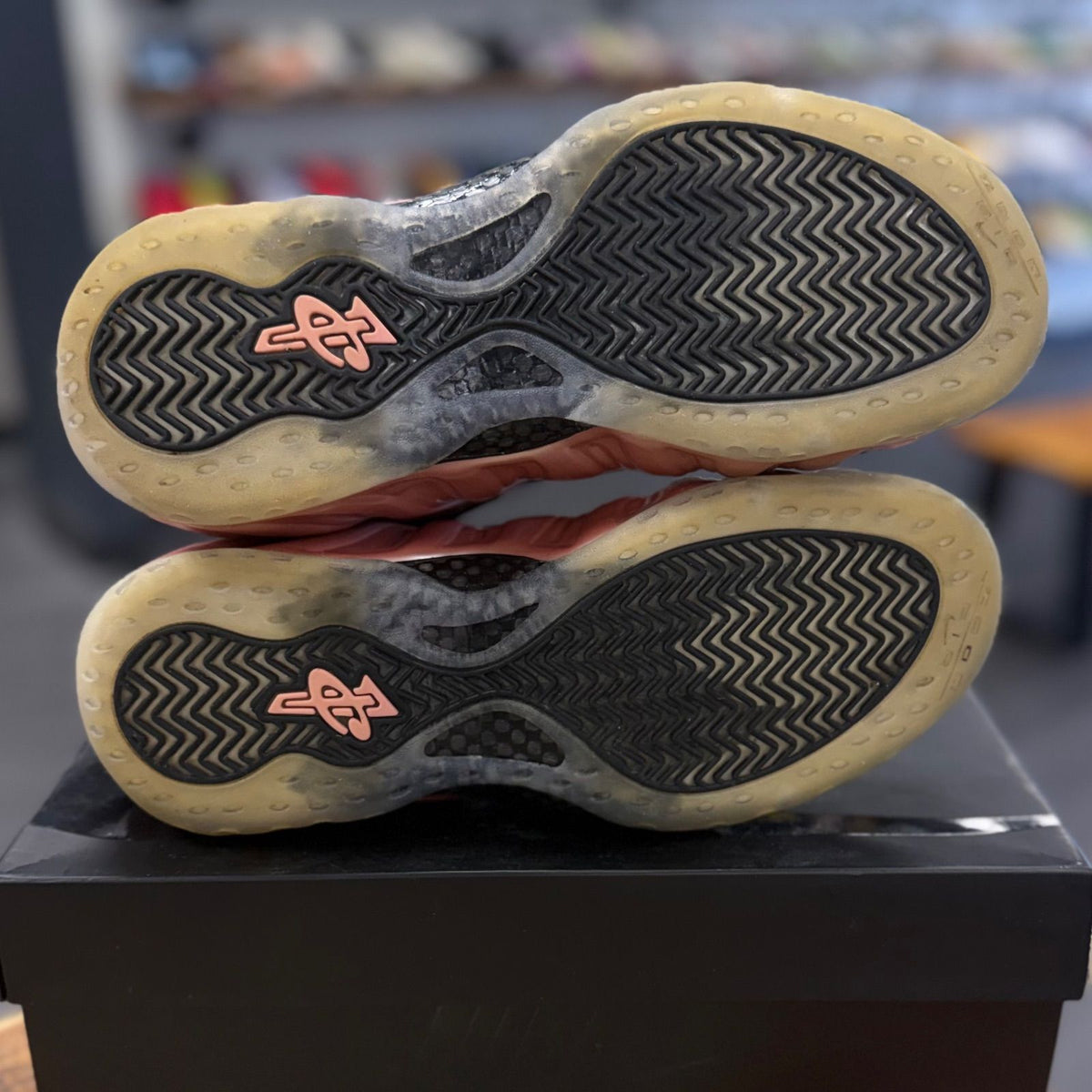 Nike Air Foamposite One Rust Pink - Preowned