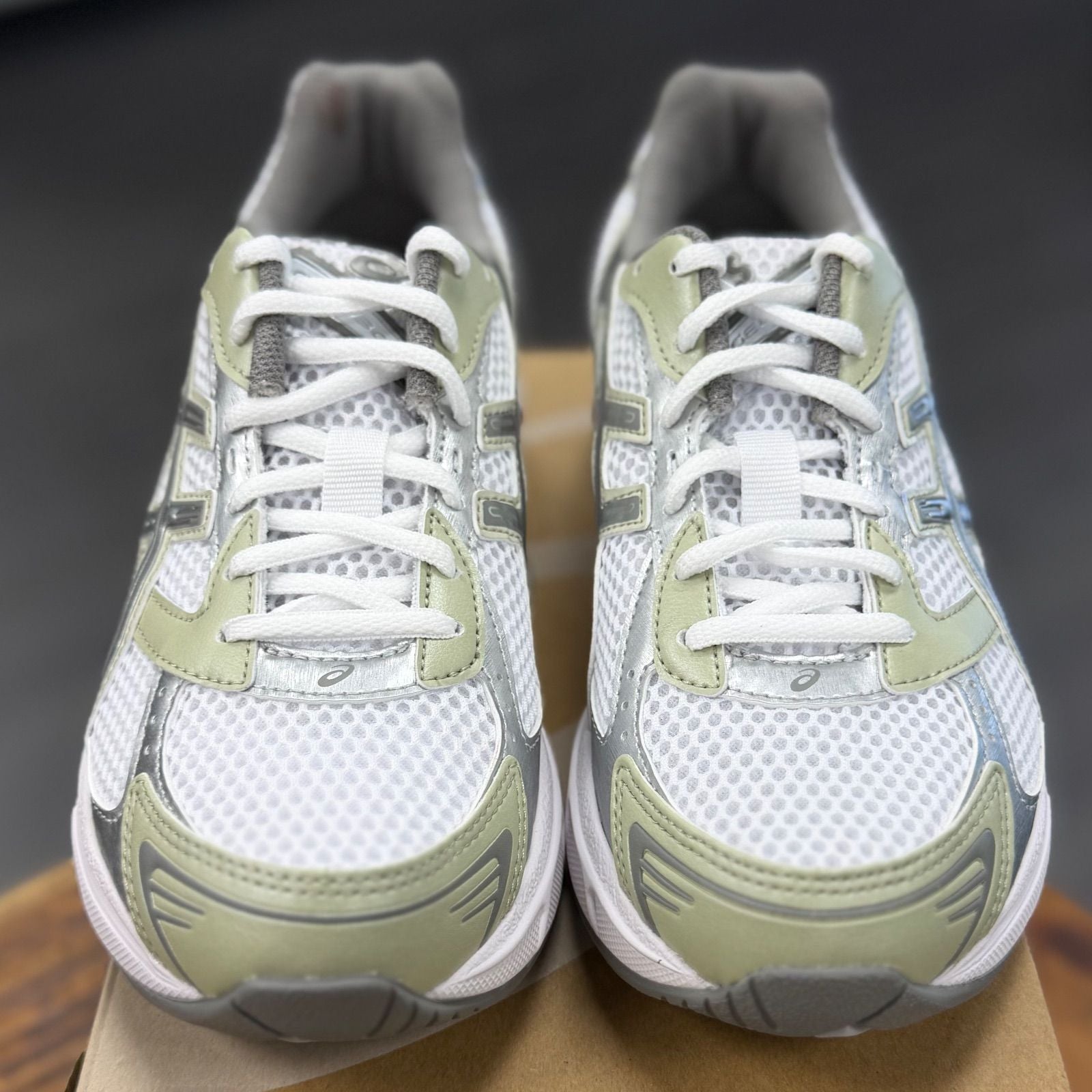 BRAND NEW STEAL - ASICS Gel-1130 White Dried Leaf Green (Women's)