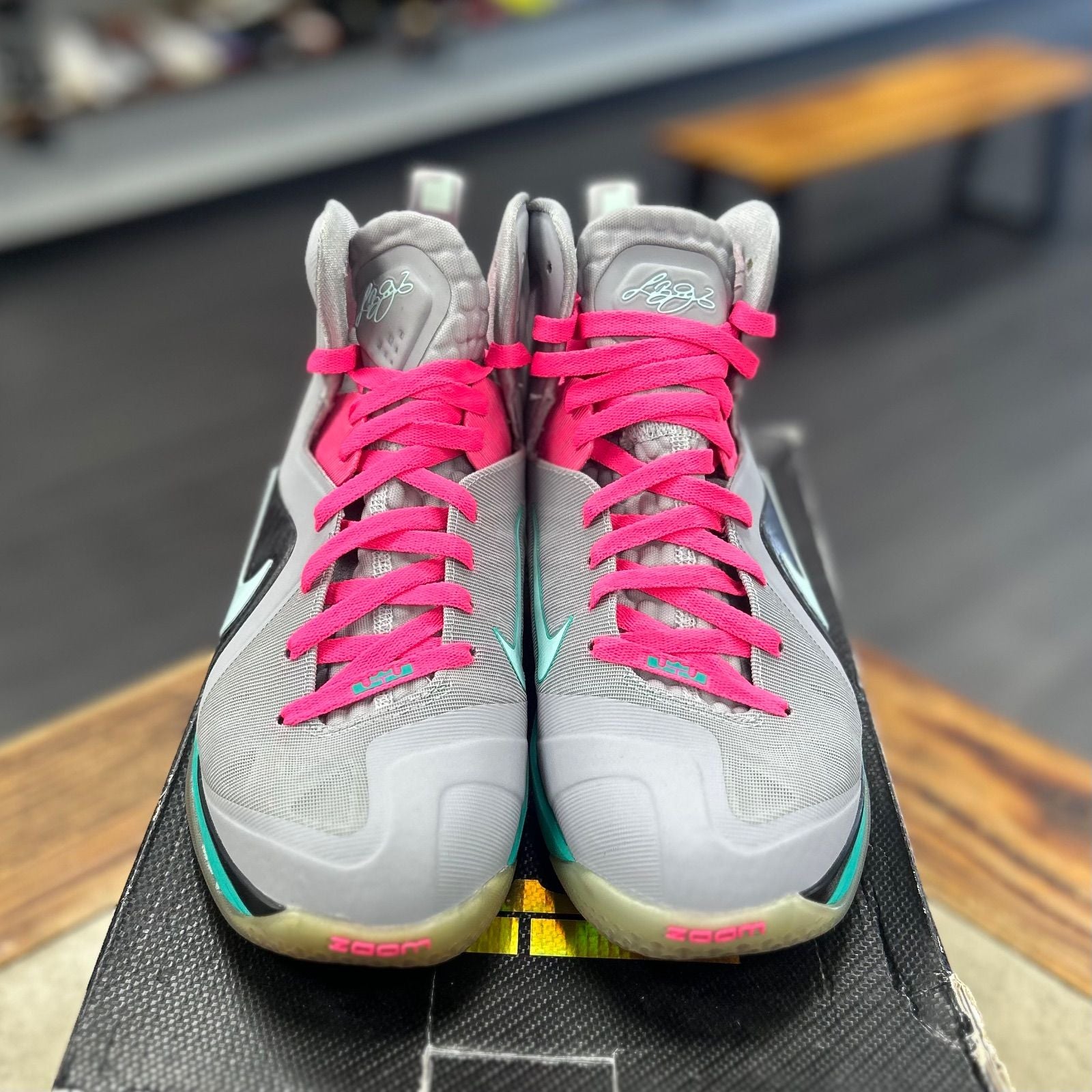 Nike LeBron 9 PS Elite South Beach - Preowned