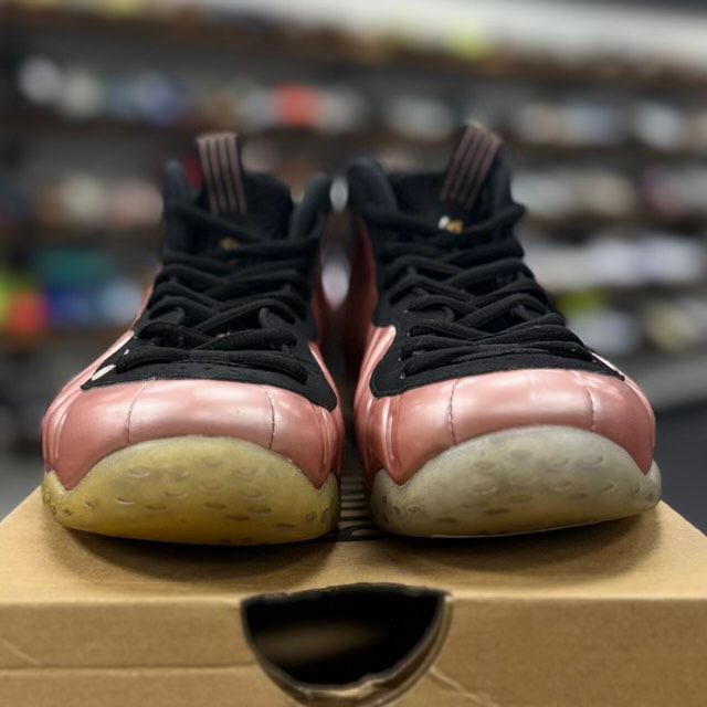 Nike Air Foamposite One Rust Pink - Preowned