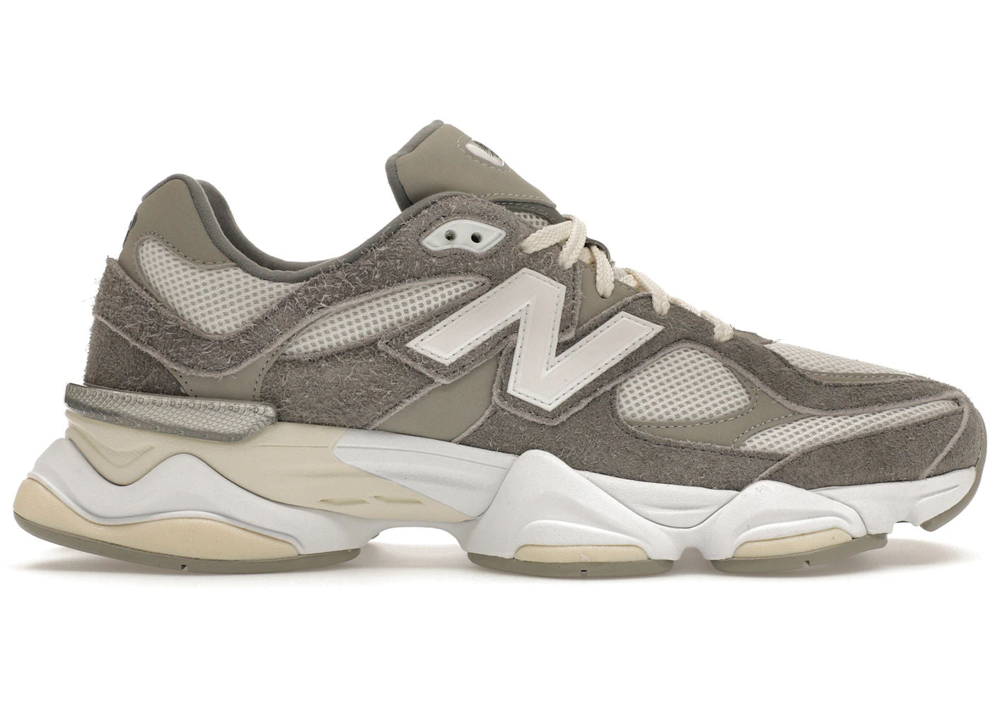 BRAND NEW STEAL - New Balance 9060 Grey White