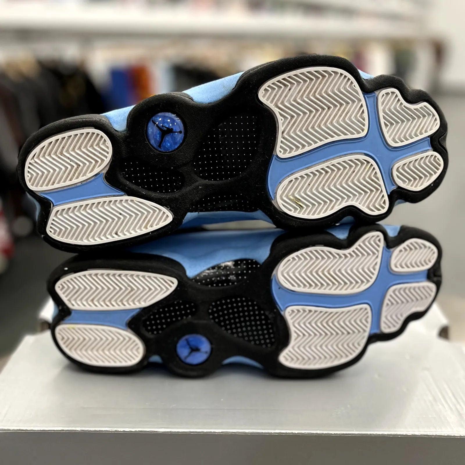 Jordan 13 Retro Black University Blue - Preowned