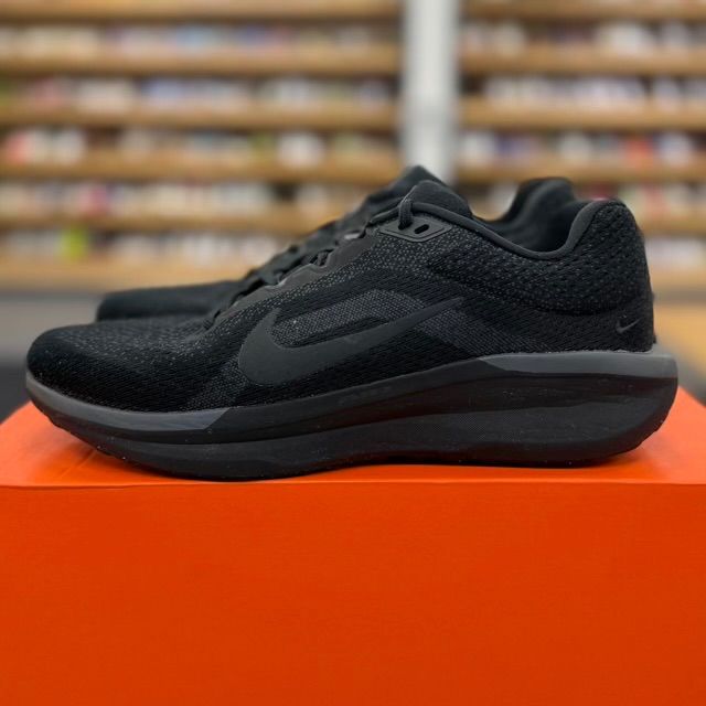 Nike Winflo 11 Black Anthracite - Preowned