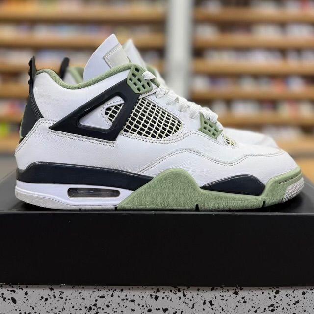 Jordan 4 Retro Seafoam (Women's) - Preowned